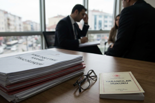 Sınır Dışı Etme Kararına İtiraz: Haklarınız ve Yapmanız Gerekenler